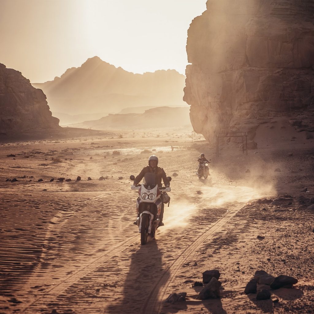 diario-della-motocicletta-roberto-parodi-giordania-deserto